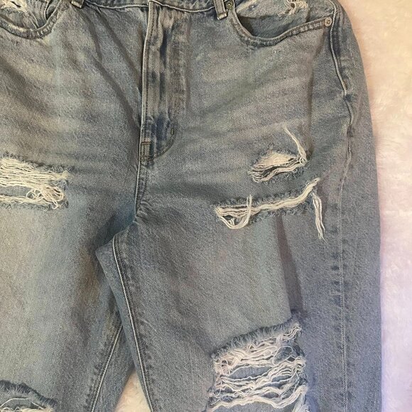 American Eagle Jeans Womens 12 Blue Mom Jeans Distressed Destroyed High Rise Y2K - Picture 9 of 13